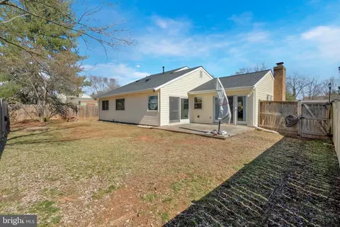 121 S Fox Rd S, Sterling, VA 20164 photo 32