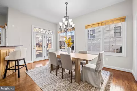 Dining - 47364 Middle Bluff Pl, Sterling, VA 20165 photo 4 of 5