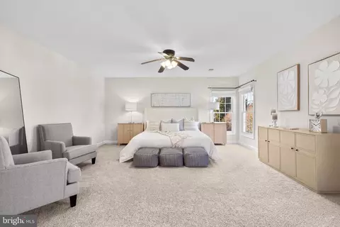 Bedroom - 47364 Middle Bluff Pl, Sterling, VA 20165 photo 2 of 7