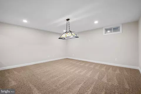 Other - 47364 Middle Bluff Pl, Sterling, VA 20165 photo 15 of 22