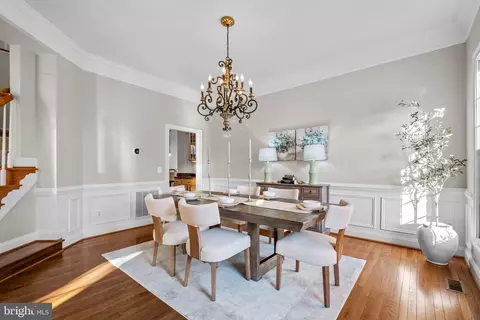 Dining - 47364 Middle Bluff Pl, Sterling, VA 20165 photo 1 of 5