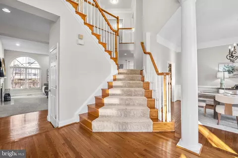 Entry Way - 47364 Middle Bluff Pl, Sterling, VA 20165 photo 5 of 8