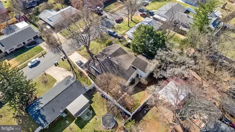 307 E Gordon St, Sterling, VA 20164 photo 37