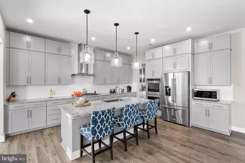 24580 Wateroak Pl, Aldie, VA 20105