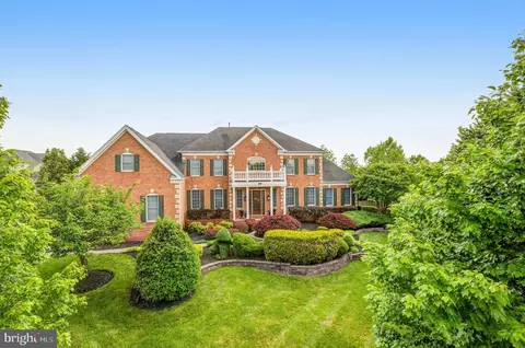 22754 Airmont Hunt Dr, Ashburn, VA 20148
