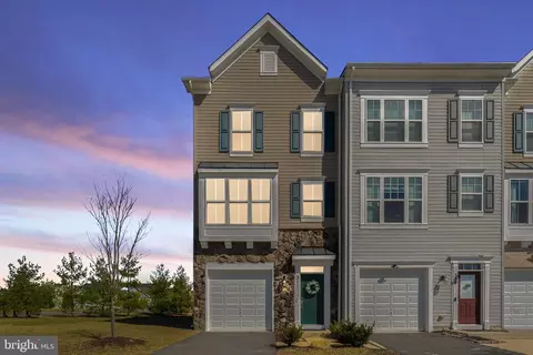 311 Upper Brook Ter, Purcellville, VA 20132