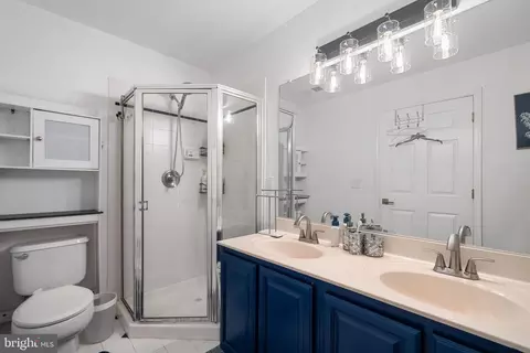 Bath - 20378 Alderleaf Ter, Ashburn, VA 20147 photo 3 of 3