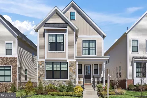 41944 Blair Woods Dr, Brambleton, VA 20148