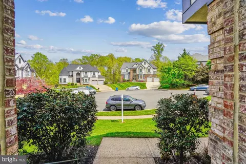 Exterior - 3 Steed Pl, Sterling, VA 20165 photo 11 of 19