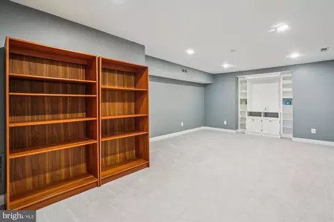 Living - 3 Steed Pl, Sterling, VA 20165 photo 14 of 14