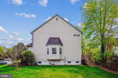 Exterior - 3 Steed Pl, Sterling, VA 20165 photo 9 of 19