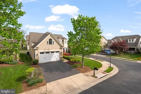 44390 Cedar Heights Dr, Ashburn, VA 20147