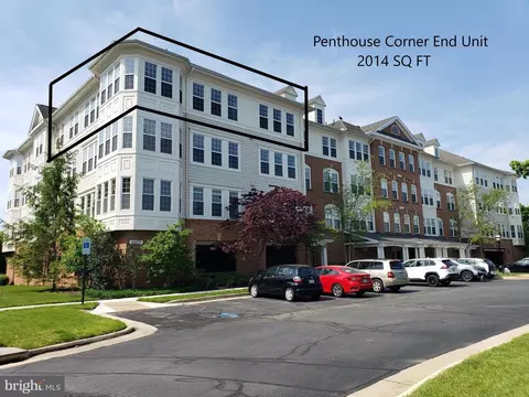 44475 Chamberlain Ter #301, Ashburn, VA 20147