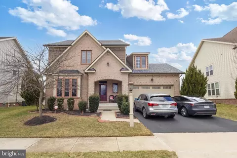 42447 Myan Gold Dr, Brambleton, VA 20148