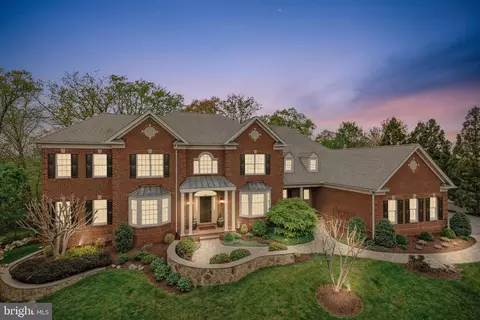 43522 Pumpkin Ridge Ct, Ashburn, VA 20147
