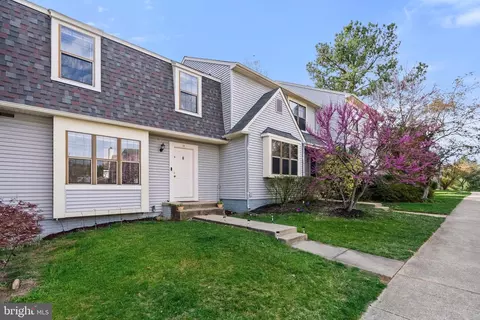 14 Aldridge Ct, Sterling, VA 20165