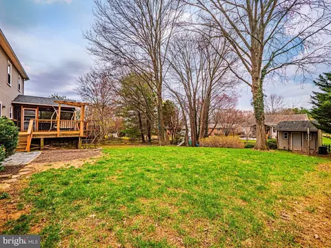 Exterior - 17573 Wadell Ct, Hamilton, VA 20158 photo 7 of 7