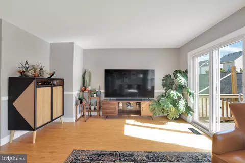 22952 Regent Ter, Sterling, VA 20166 photo 4