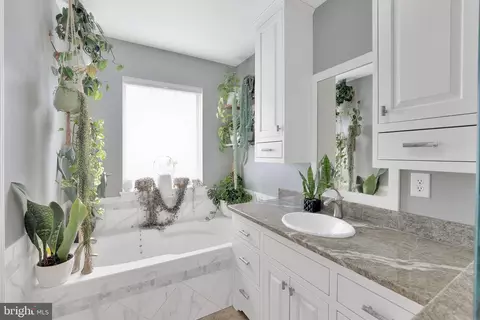 22952 Regent Ter, Sterling, VA 20166 photo 29
