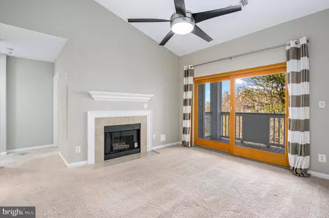 20332 Beechwood Ter #302, Ashburn, VA 20147