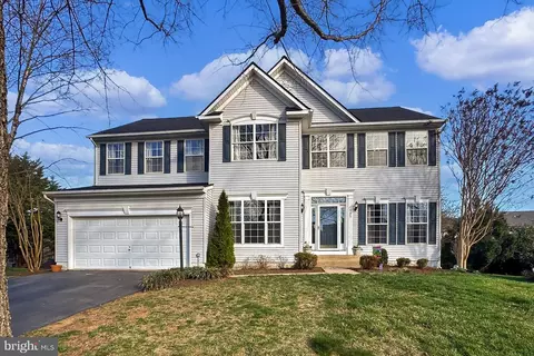 305 E Declaration Ct, Purcellville, VA 20132