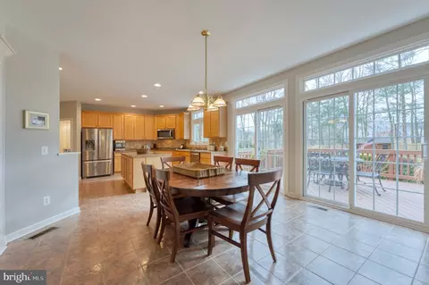 Dining - 43769 Timberbrooke Pl, Ashburn, VA 20147 photo 4 of 5