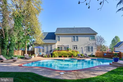 Exterior - 43769 Timberbrooke Pl, Ashburn, VA 20147 photo 6 of 29