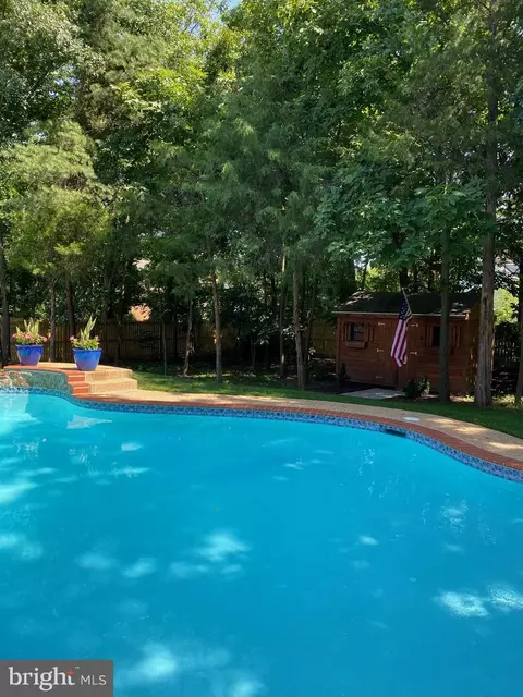 Exterior - 43769 Timberbrooke Pl, Ashburn, VA 20147 photo 20 of 29