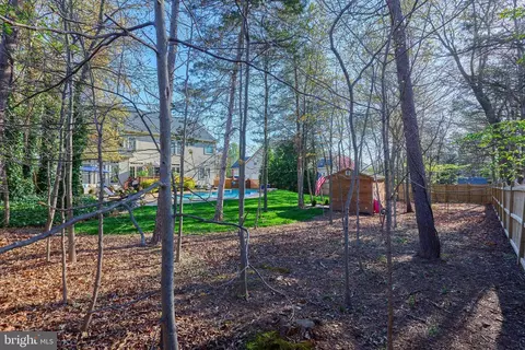 Exterior - 43769 Timberbrooke Pl, Ashburn, VA 20147 photo 29 of 29