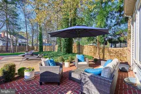 Exterior - 43769 Timberbrooke Pl, Ashburn, VA 20147 photo 12 of 29