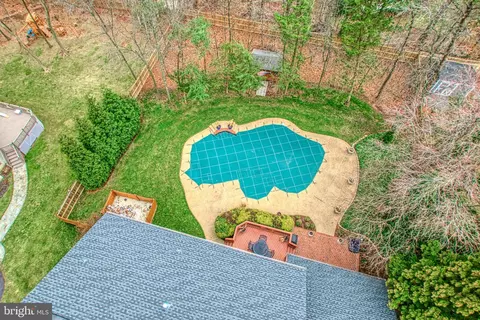 Exterior - 43769 Timberbrooke Pl, Ashburn, VA 20147 photo 27 of 29