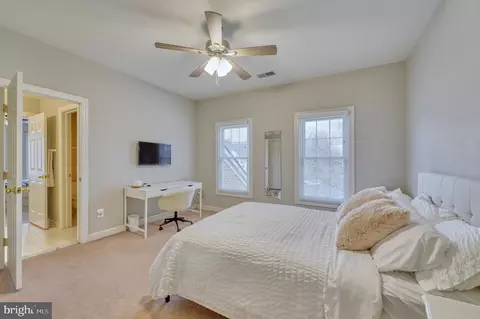 Bedroom - 43769 Timberbrooke Pl, Ashburn, VA 20147 photo 4 of 6