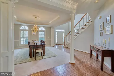 Entry Way - 43769 Timberbrooke Pl, Ashburn, VA 20147 photo 3 of 5