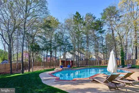 Exterior - 43769 Timberbrooke Pl, Ashburn, VA 20147 photo 9 of 29