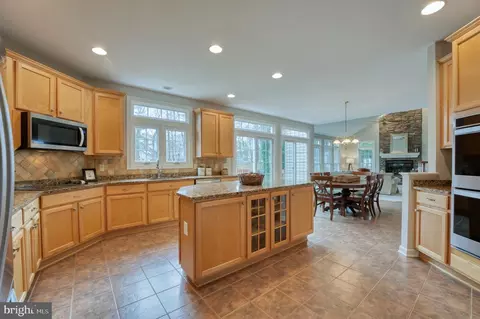 Kitchen - 43769 Timberbrooke Pl, Ashburn, VA 20147 photo 1 of 3