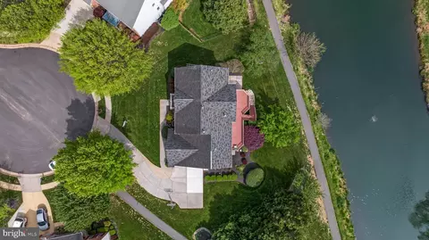 21262 Dubois Ct, Ashburn, VA 20147