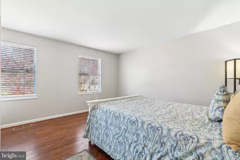 20752 Cross Timber Dr, Ashburn, VA 20147 photo 28