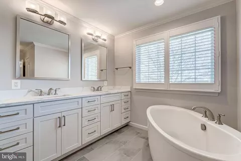 42984 Hedgeapple Ct, Ashburn, VA 20147 photo 46