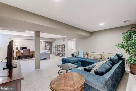 42984 Hedgeapple Ct, Ashburn, VA 20147 photo 56
