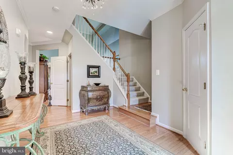 42984 Hedgeapple Ct, Ashburn, VA 20147 photo 4