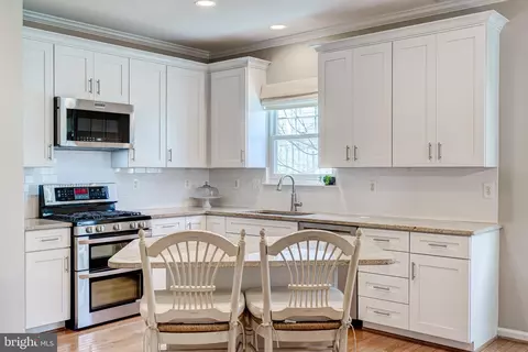 42984 Hedgeapple Ct, Ashburn, VA 20147 photo 17