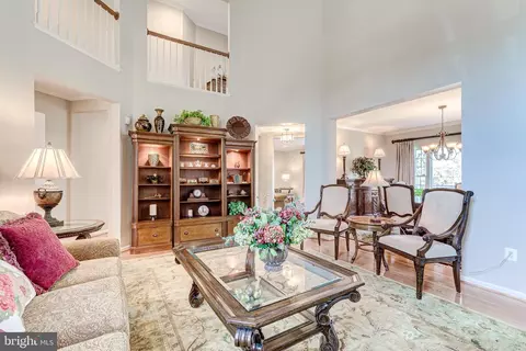 42984 Hedgeapple Ct, Ashburn, VA 20147 photo 8