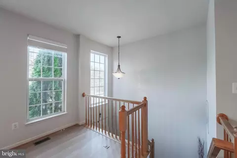 42761 Bennett St, Chantilly, VA 20152 photo 4