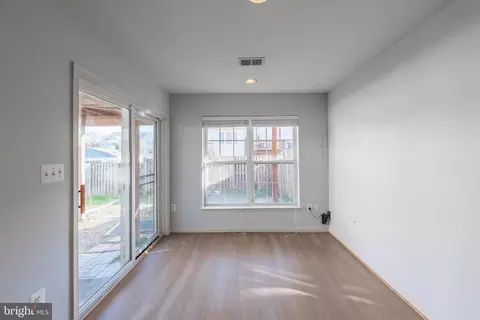 42761 Bennett St, Chantilly, VA 20152 photo 34