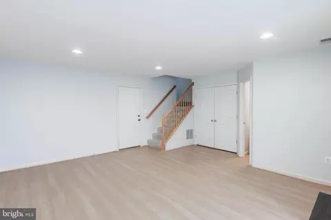 42761 Bennett St, Chantilly, VA 20152 photo 31