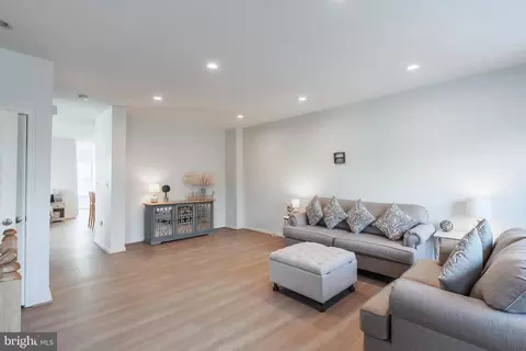 42761 Bennett St, Chantilly, VA 20152 photo 7