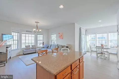 42761 Bennett St, Chantilly, VA 20152 photo 18