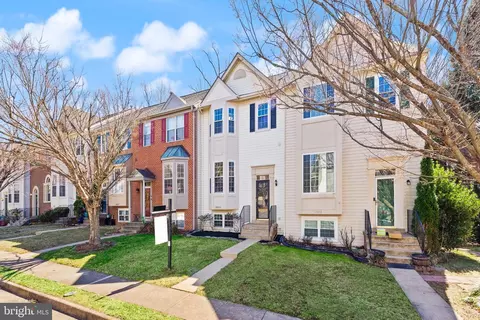 47655 Comer Sq, Sterling, VA 20165