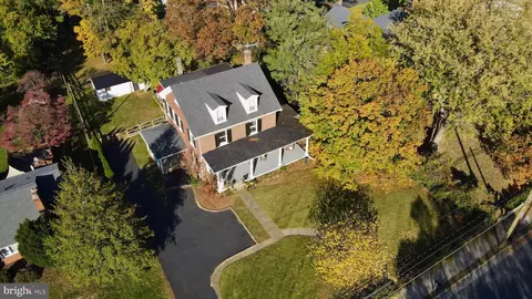 311 W Main St, Purcellville, VA 20132