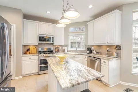 43477 Orson St, Chantilly, VA 20152 photo 5